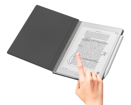 eBookReader Onyx BOOX Nova Air cover med knapper i brug